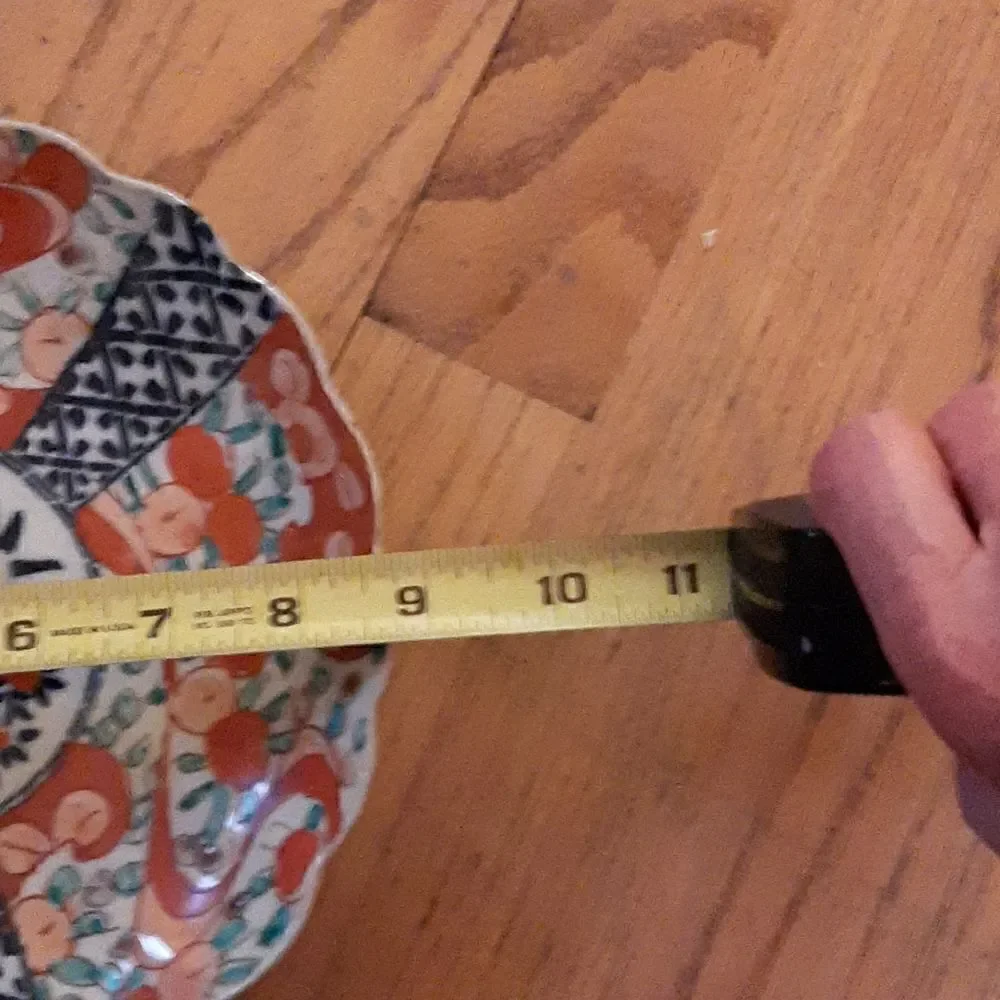 Vintage ceramic decorative plate